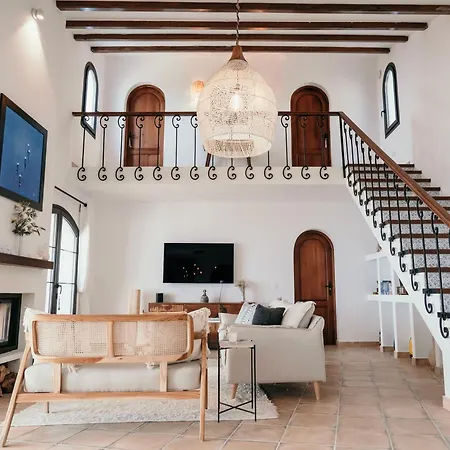 Hearts & Bed & Breakfast Mijas