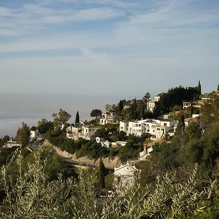 Hearts & 4* Mijas